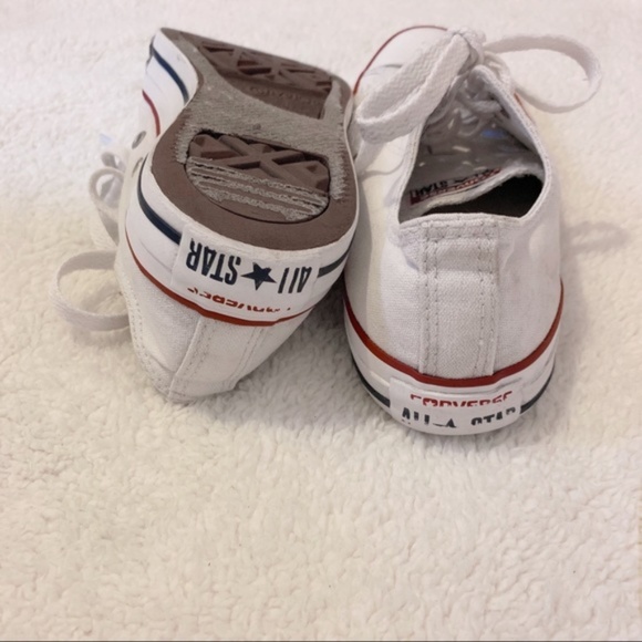 White Converse - Picture 4 of 4